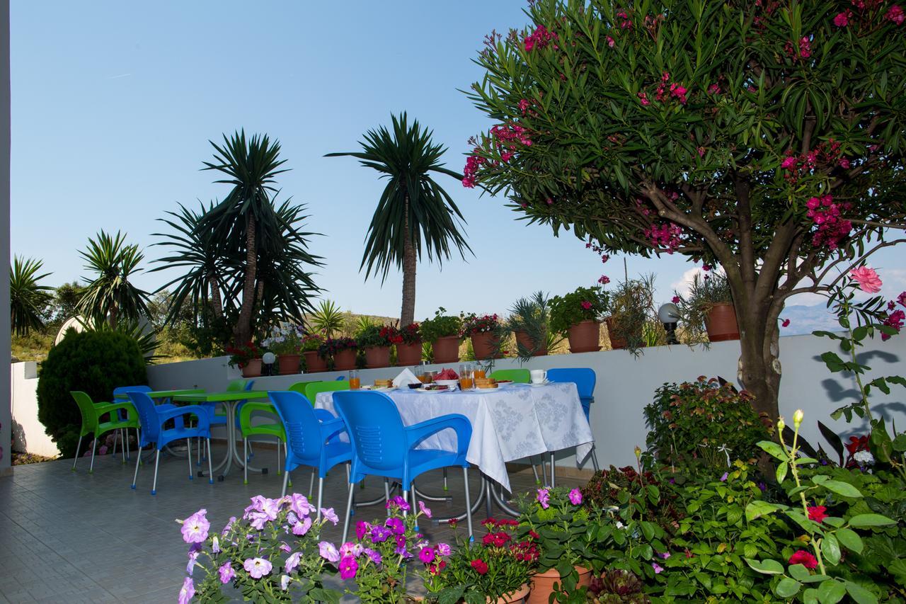 Villa Erdeti Studio&Apartment Sarandë Esterno foto