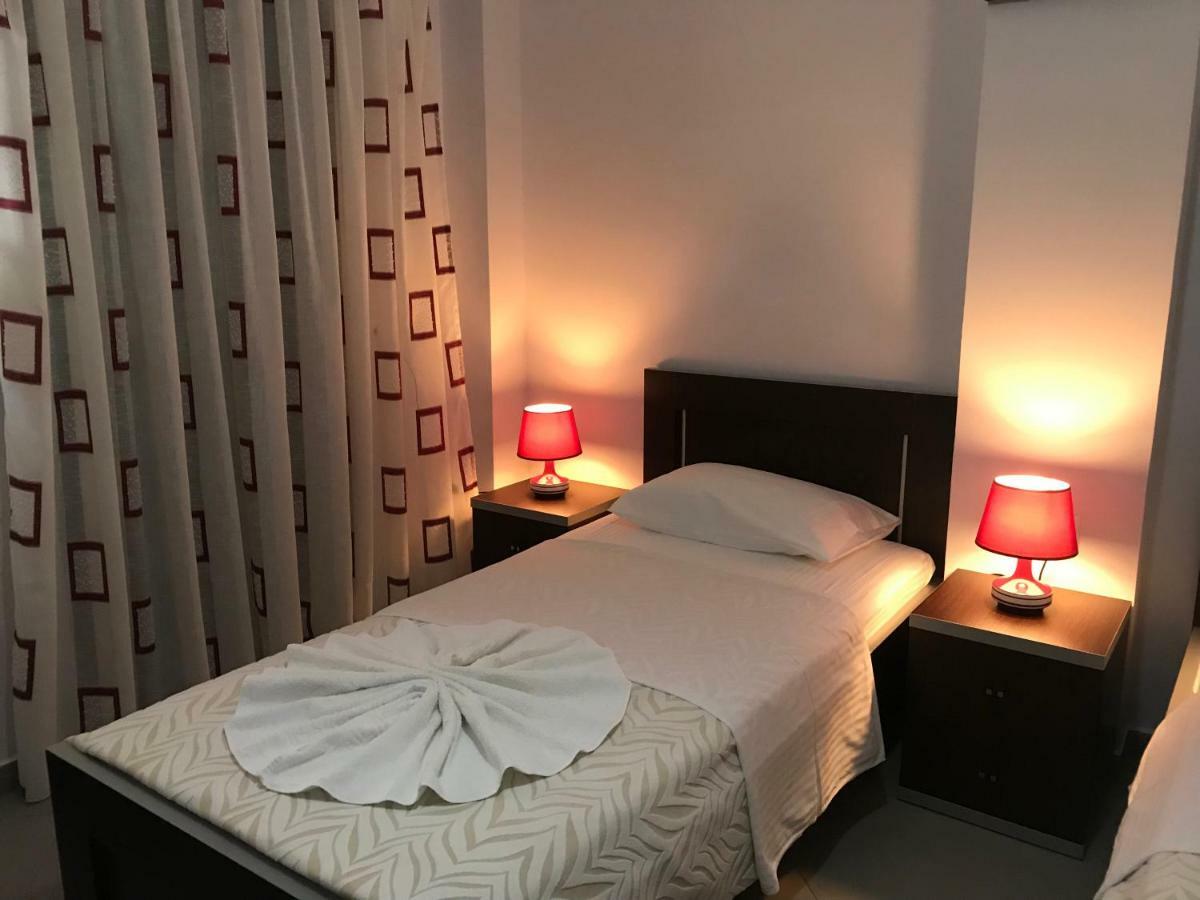 Villa Erdeti Studio&Apartment Sarandë Esterno foto